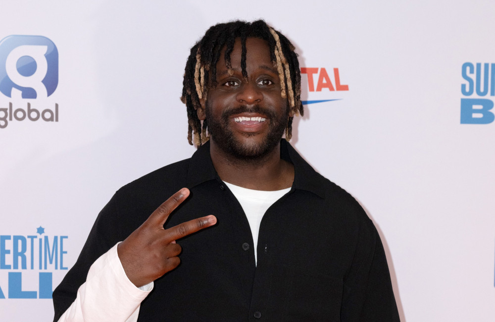 exclusive-myles-smith-would-make-another-song-with-drive-safe