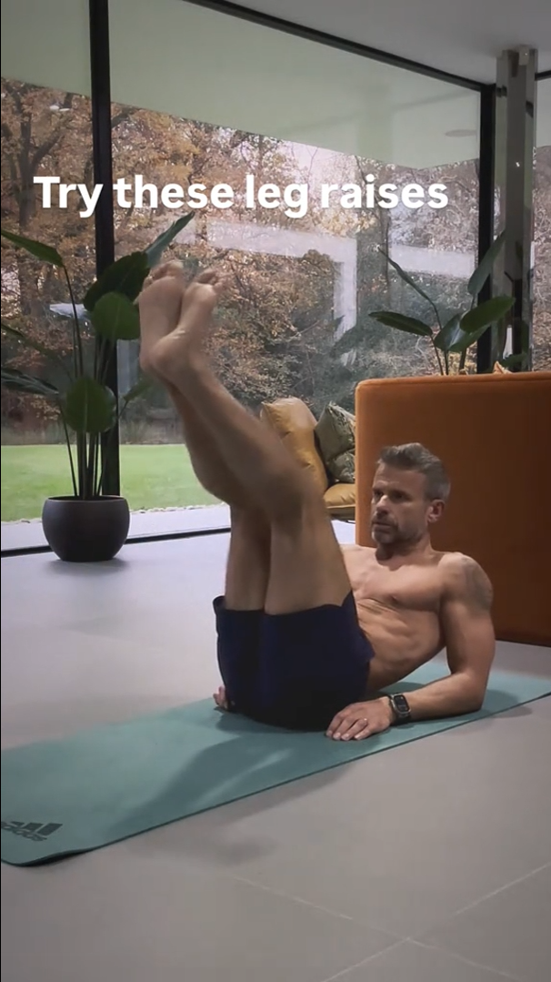 Why leg raises remain a powerful core building exercise