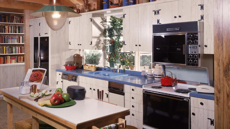 These are the worst kitchen trends of the 1980s (and they were everywhere)