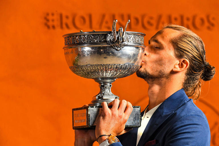Grand-Slam-Titel: Zverev knutscht fremd – Sophia Thomalla reagiert sofort