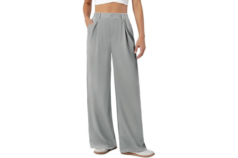 Taylor Swift stepped out in NYC wearing these comfy, travel-ready pants—steal  her look for just $40 at Amazon