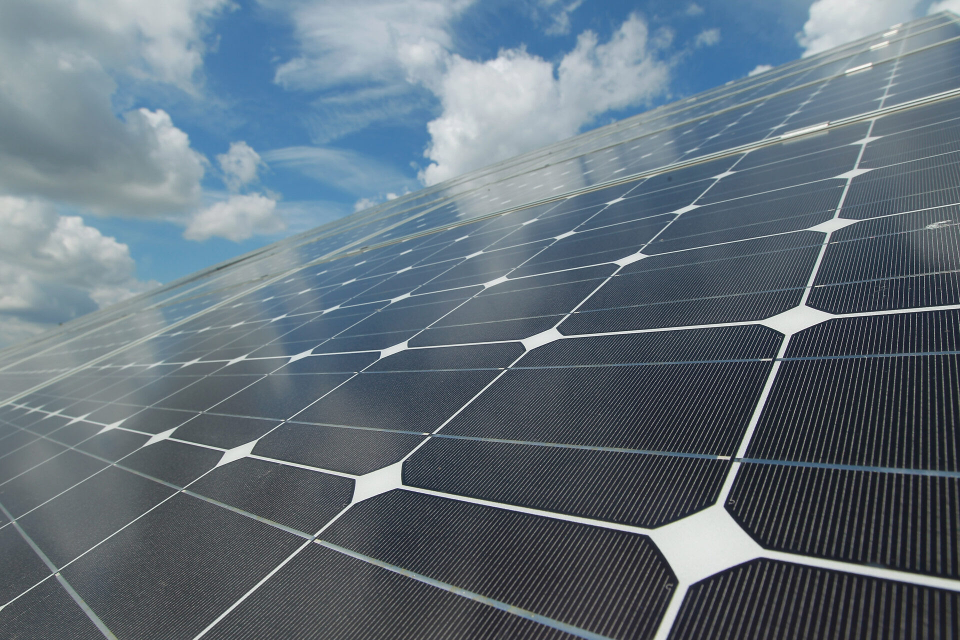 Historic shift: Solar energy overtakes coal in the US power mix
