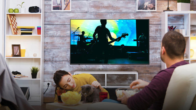 Who makes JVC TVs and where are they built?