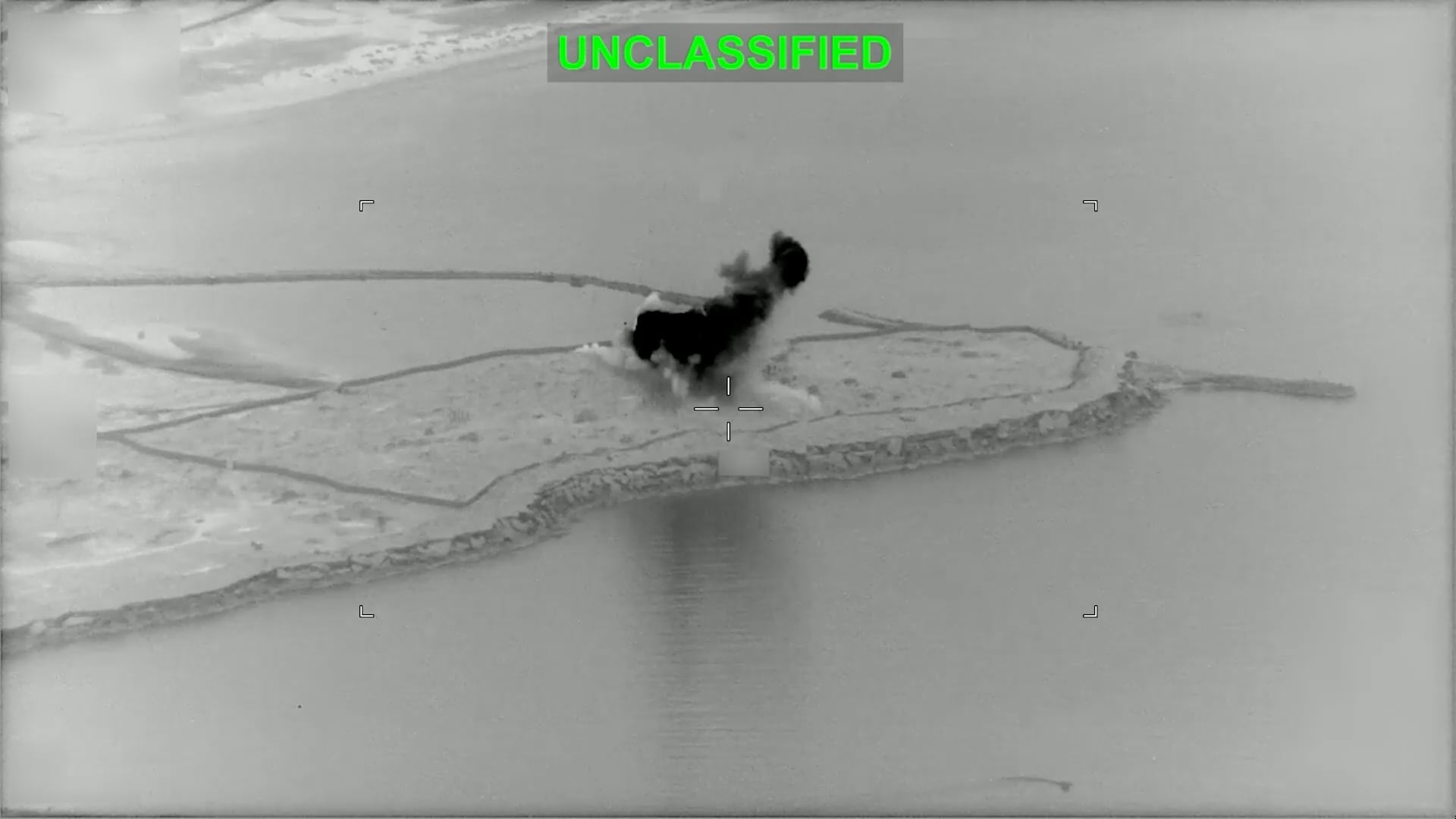 US forces strike Iranian coastal radar sites in coordinated operation