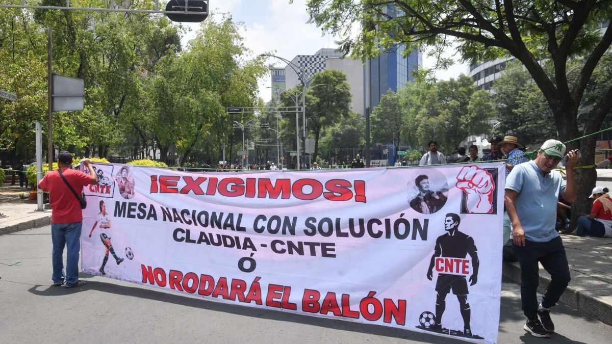 Marcha y bloqueos CNTE hoy 8 de junio en CDMX en vivo | Llegan más ...