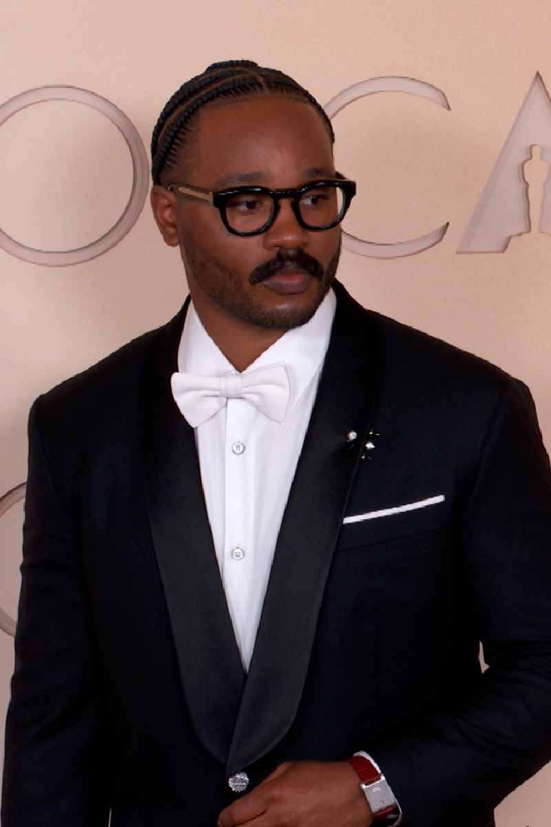 The Oscars red carpet secrets you missed
