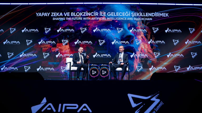 Binance TR, AI Tomorrow Summit'te yapay zeka ve blokzincirin geleceğini ...