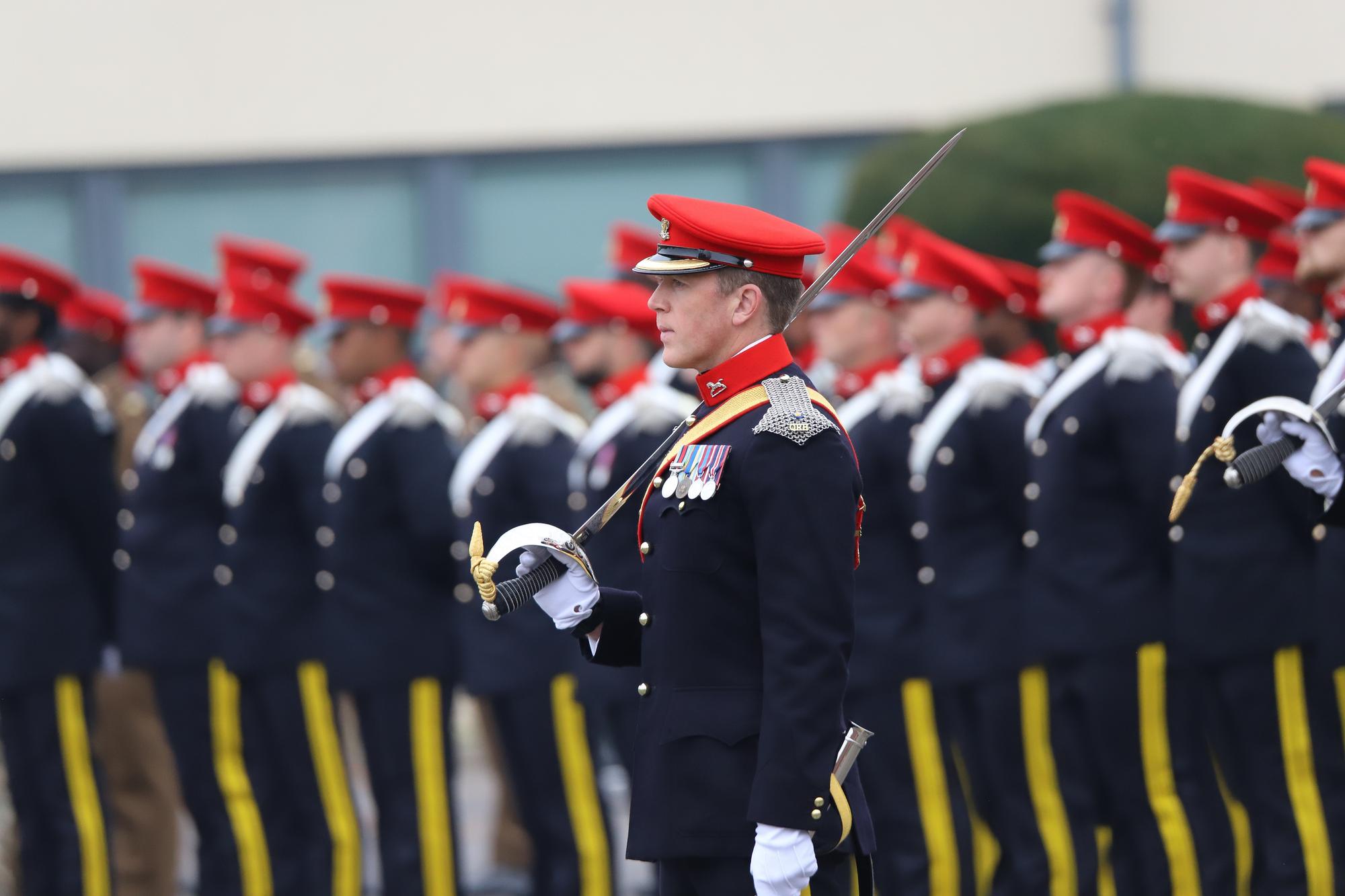 The Queen's Royal Hussars to parade through Warwick after being granted ...