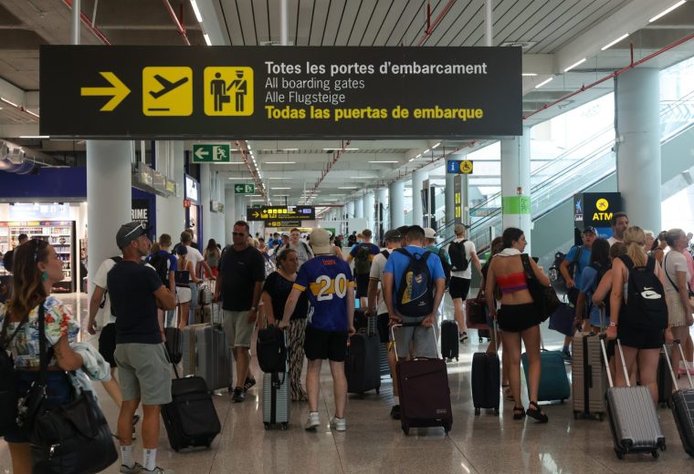 Worst airports for EES queues – six-hour waits revealed