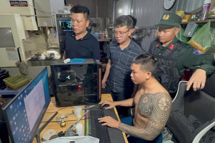 Triệt phá 2 xưởng cơ khí bí mật chế tạo vũ khí quân dụng