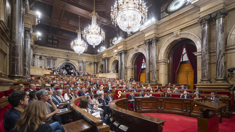 El PSC toma aire con los presupuestos, ERC busca remontar y Junts está ...