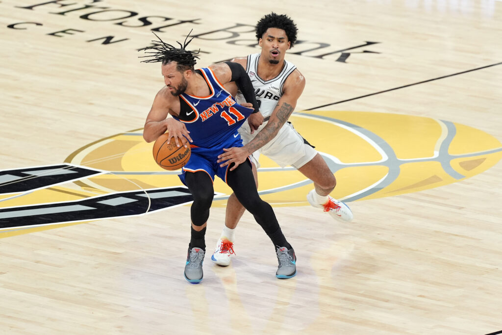 How to live stream Spurs vs Knicks: NBA Finals, Game 3, TV channel