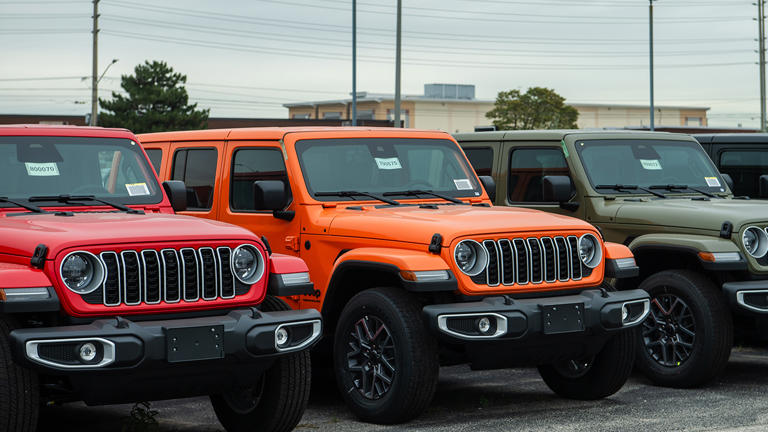 More than 1 million Jeep vehicles recalled over fire risk as owners ...