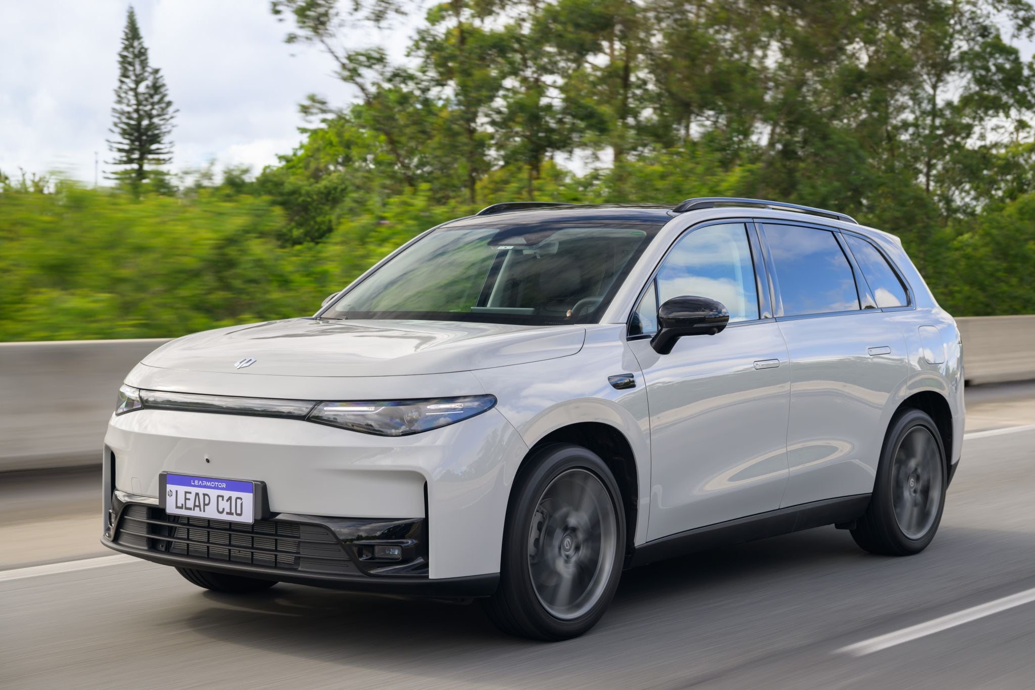 China Impõe Novo Padrão a Tecnologia de Carros: 1,2M/ano