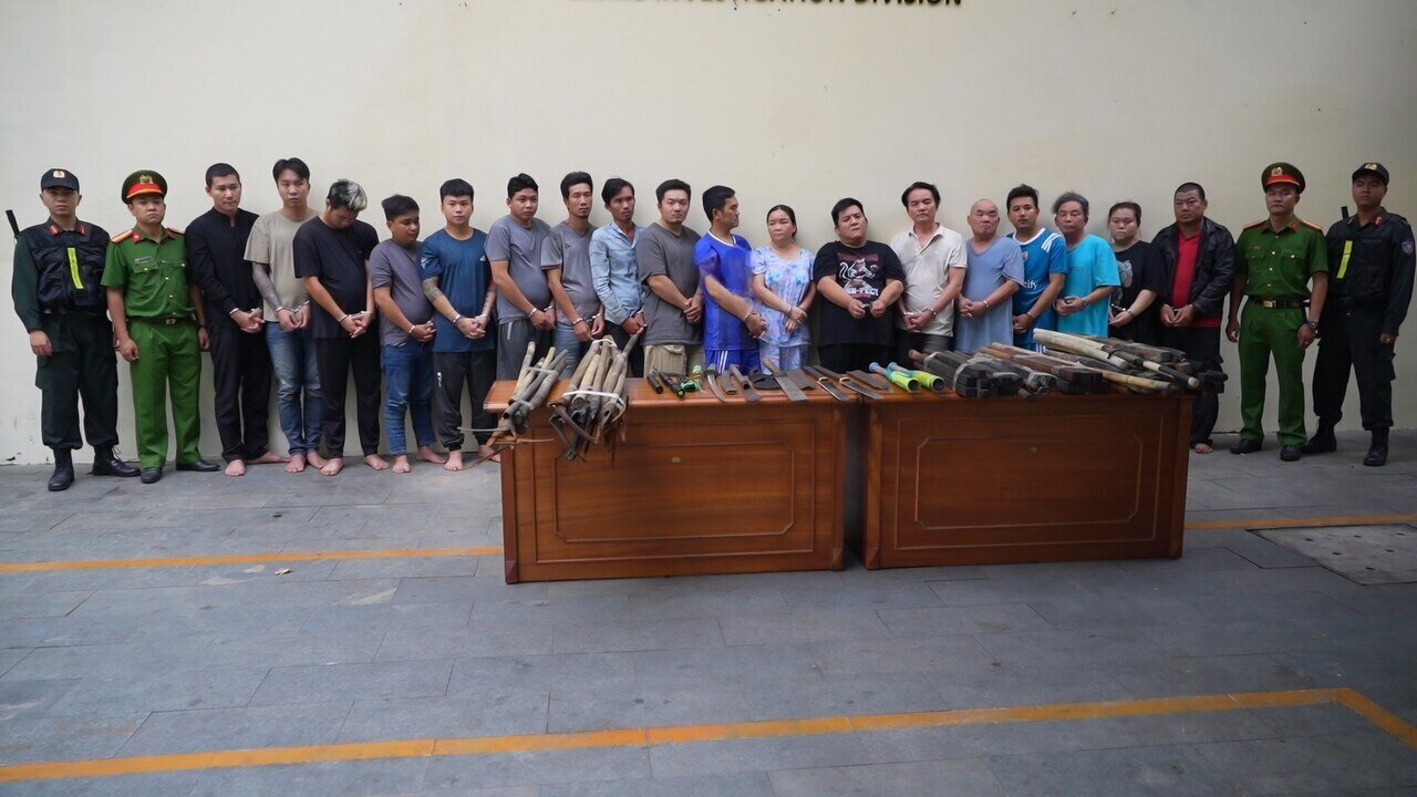 Bắt băng nhóm giang hồ Chành cua 46 đập phá xe tải, ép nộp tiền bảo kê