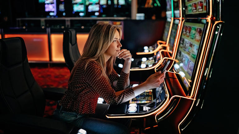 10 things you didn't realize could get you banned from a casino
