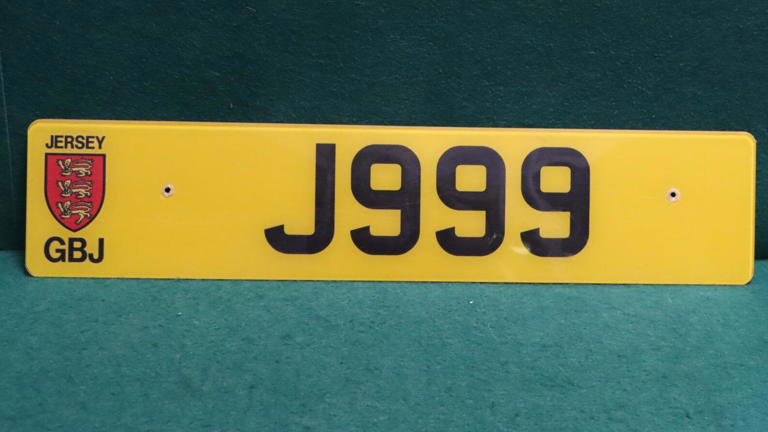 J999 licence plate sells for £39,500
