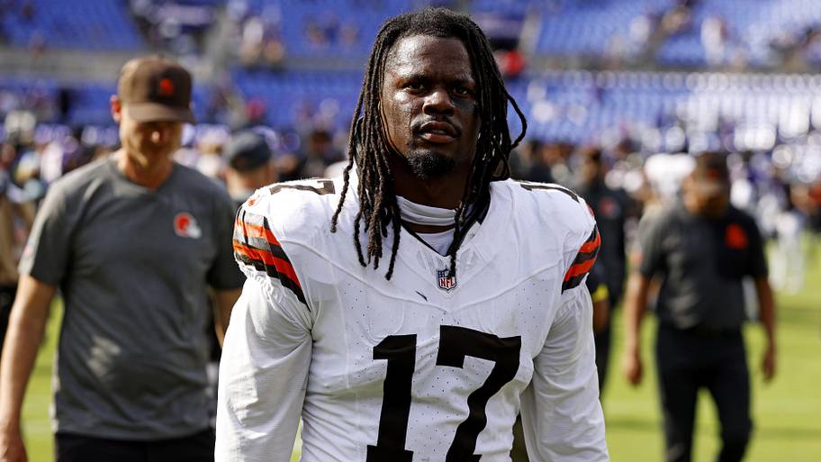 One free agent can still fix Jets' linebacker issue after OTAs