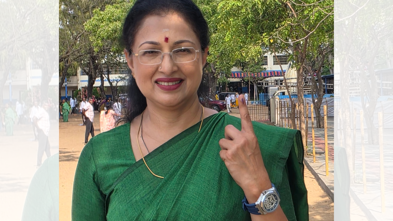 Actor Gautami Tadimalla resigns from AIADMK as party faces fresh setback