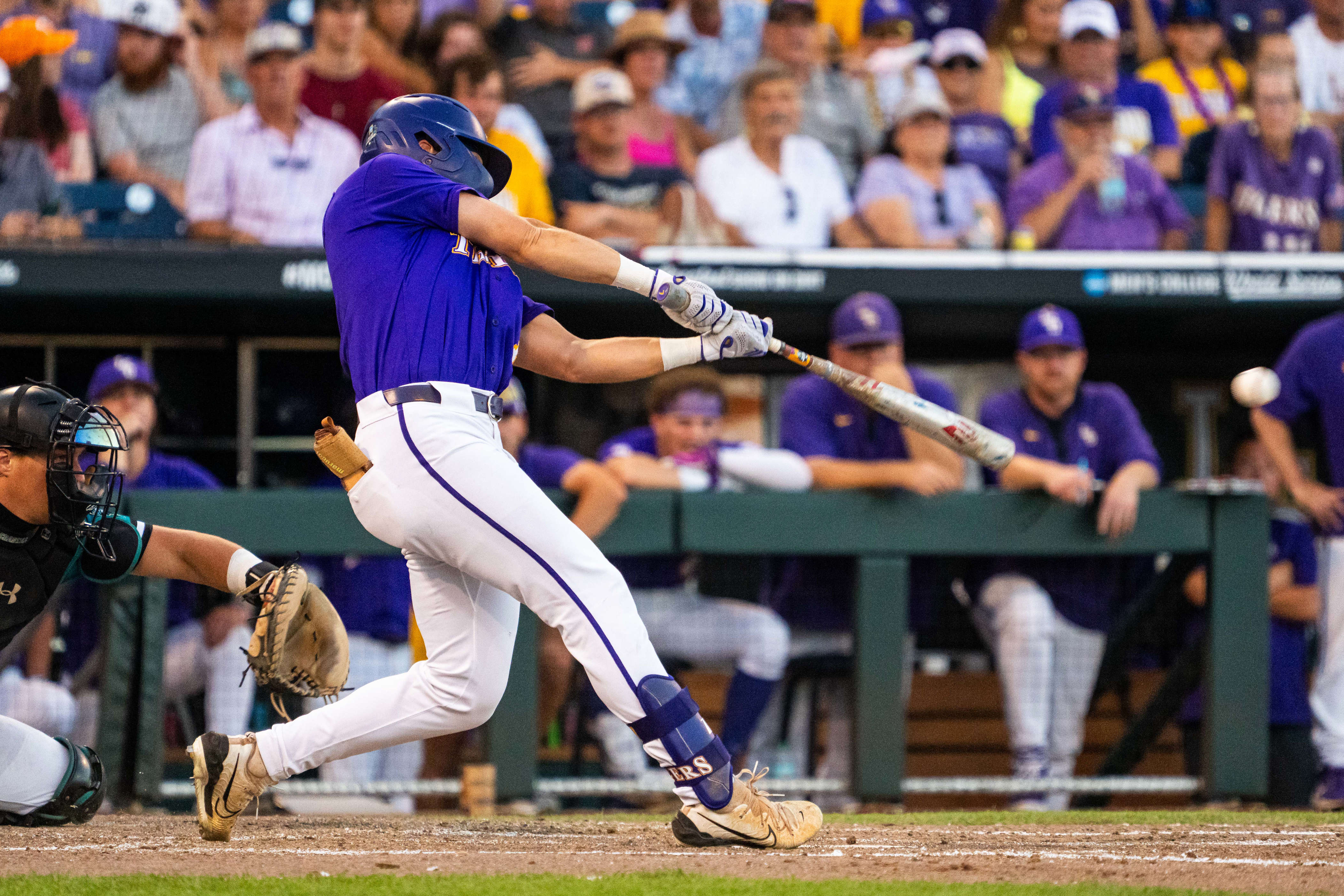 LSU baseball in the mix for elite transfer portal hitter