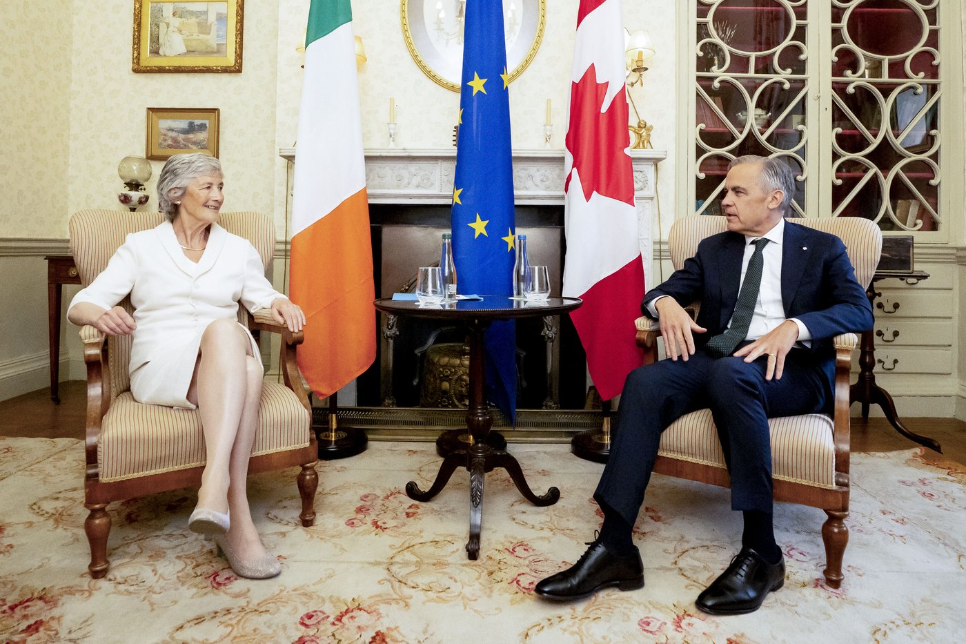 Le PM Carney rencontre la présidente de l’Irlande et visite la terre de ...