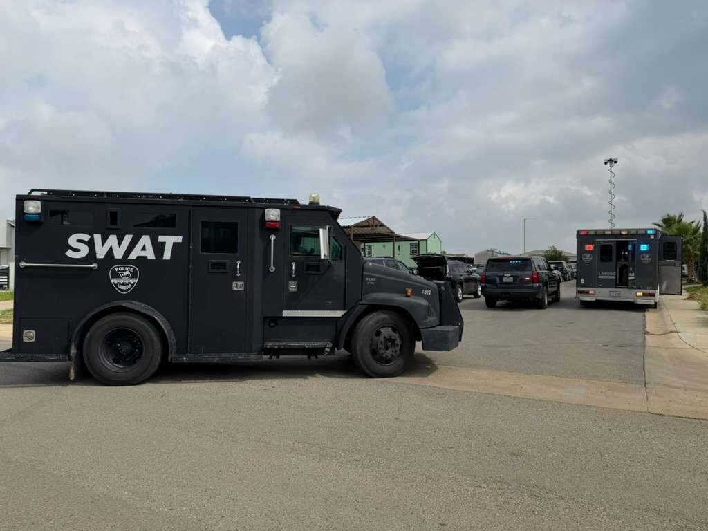 Robbery suspect in custody after barricade situation