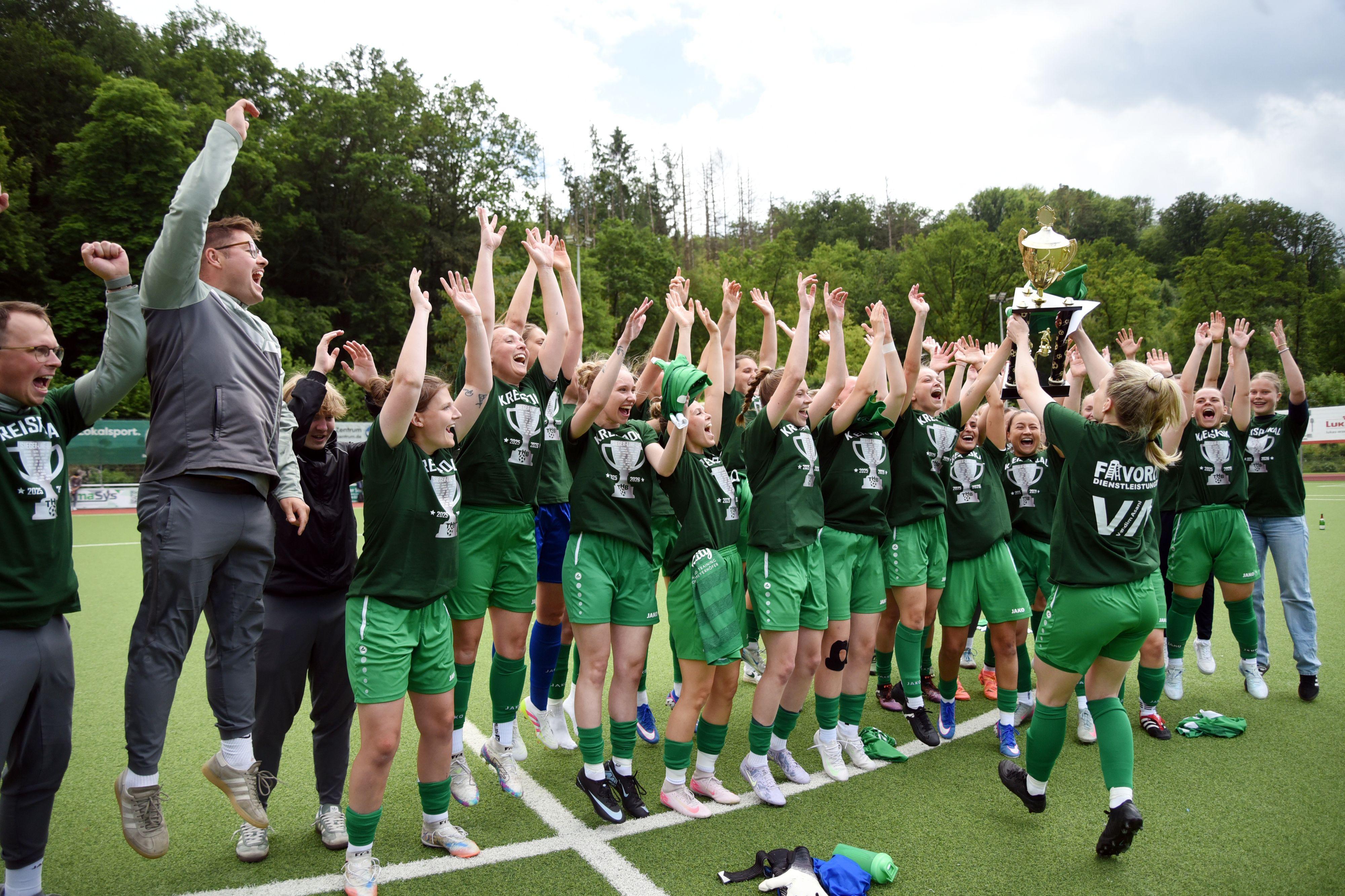 Klares 6:0: Bröltaler Fußballerinnen vergolden mit Pokalsieg Abschied ...