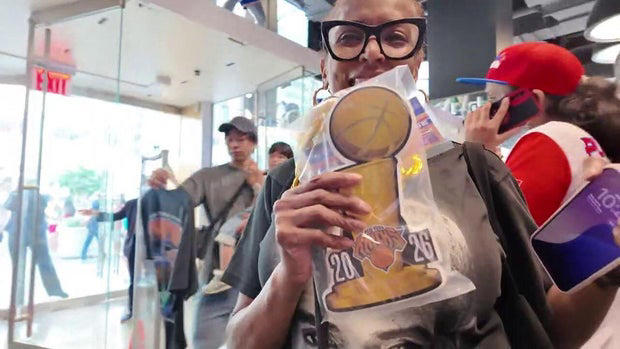 Knicks championship merch flies off shelves at MSG, NBA stores in NYC