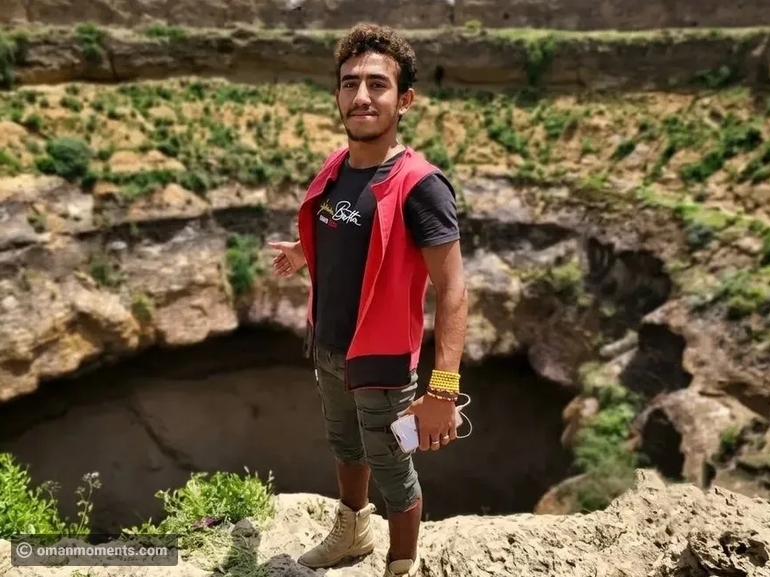 Yemen's SpiderMan Al Qa'qa' dies after falling into crater