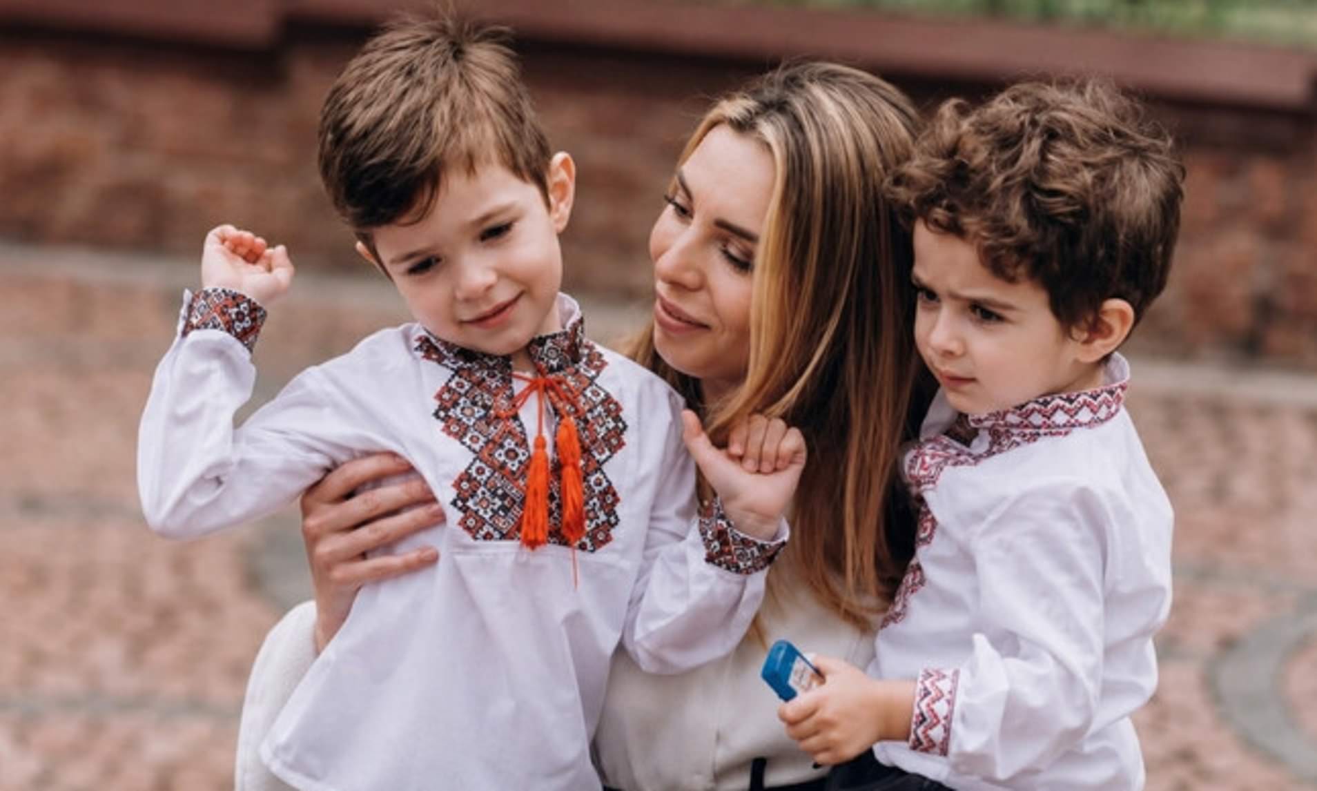 Ukrainian mother, 28, dies after shielding her two sons from a Russian ...