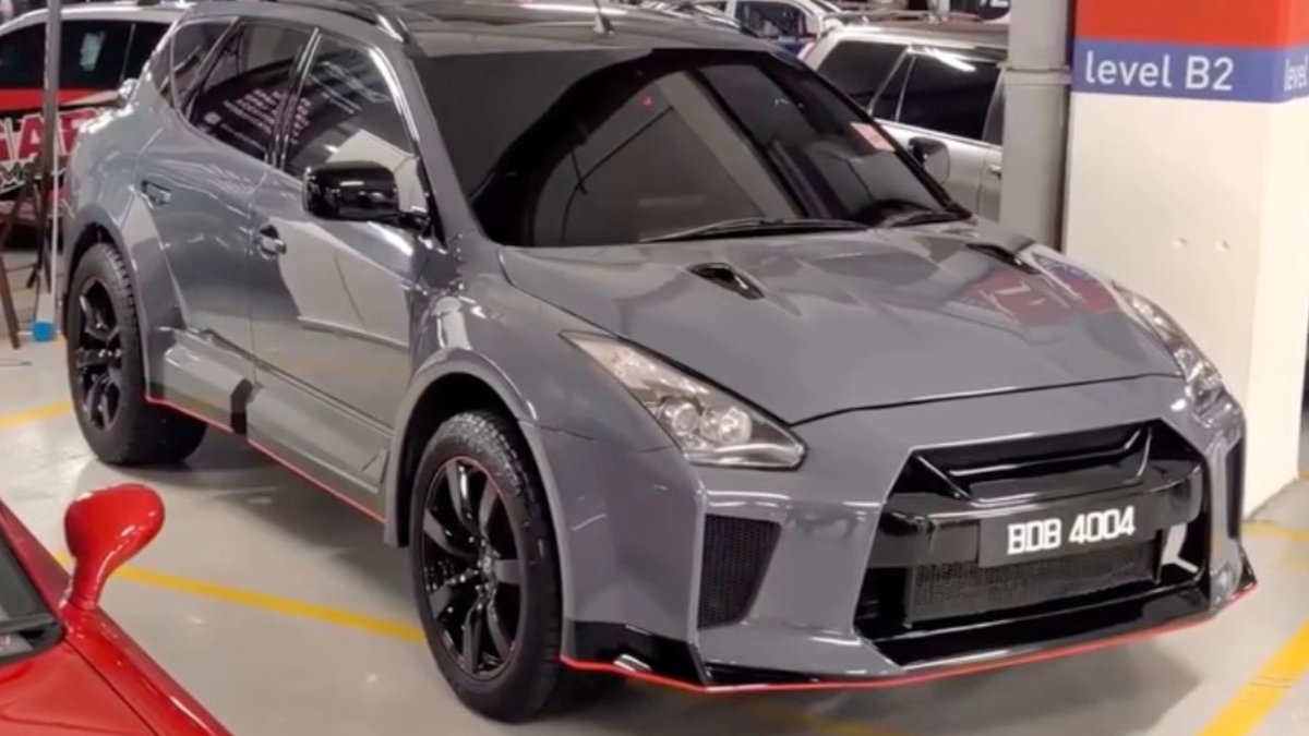 Someone turned a Nissan Murano into the GT-R R35 SUV Nissan never built