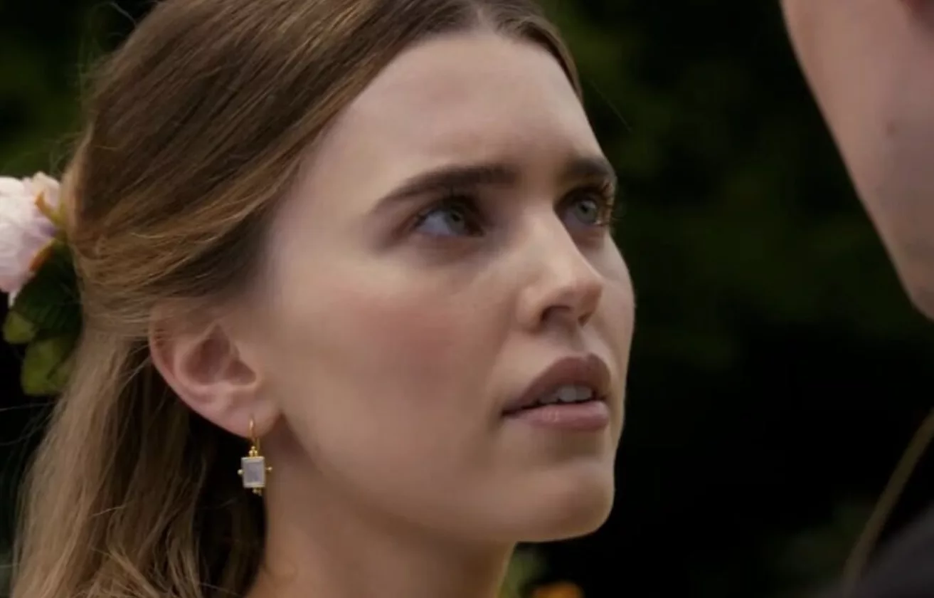 Netflix : Carla Woodcock brille dans la saison 2 de Meurtre mode d'emploi