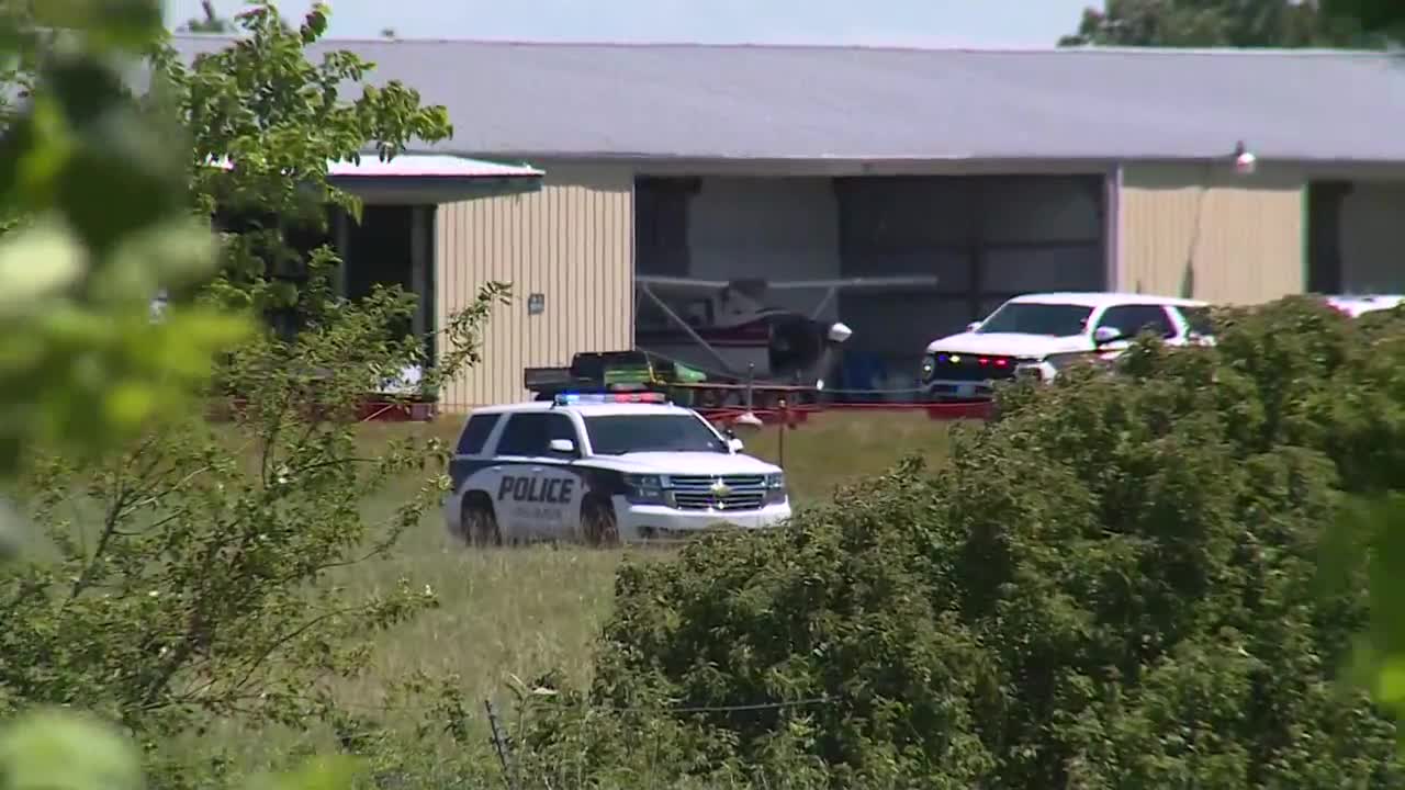 12 killed in skydiving plane crash Sunday morning in Butler, Missouri