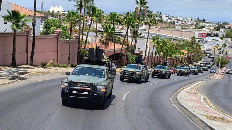 Llegan 500 militares a Sinaloa para reforzar la seguridad en calles de ...