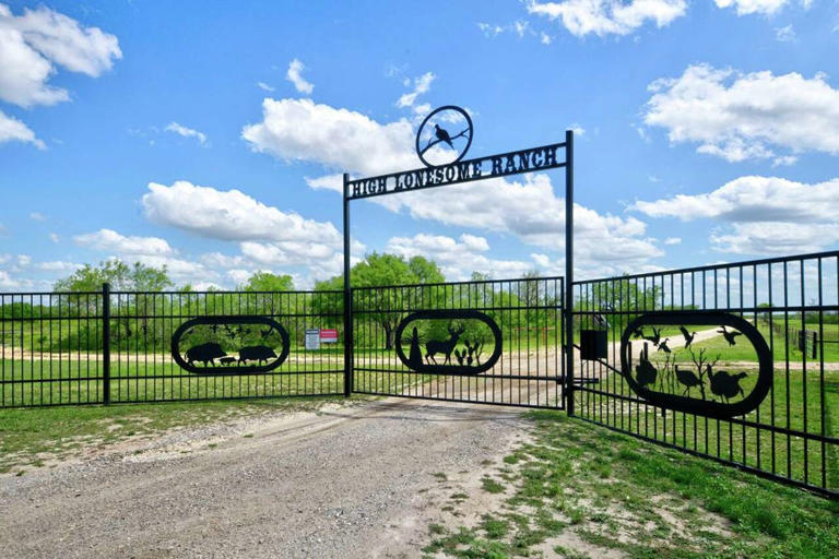 Own your own 'Lonesome Dove' town at this 4,000-acre Texas ranch