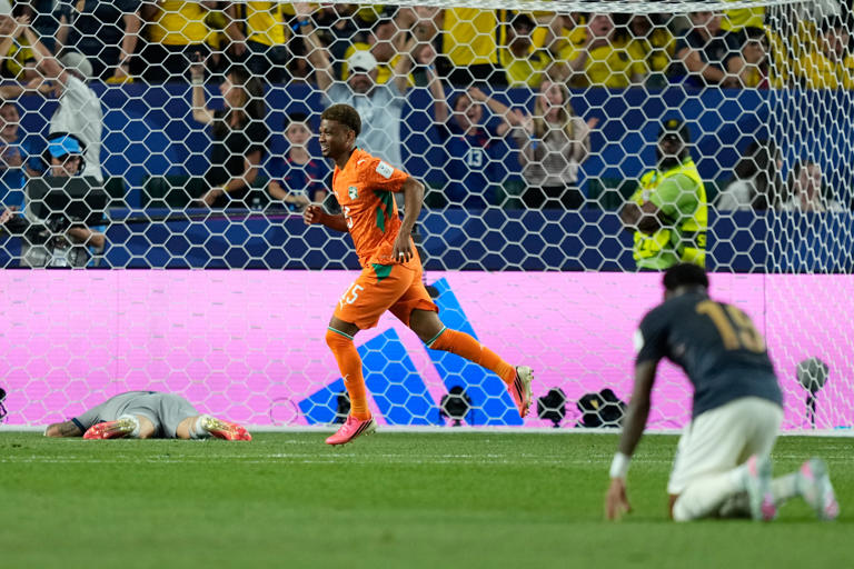 Amad Diallo, de Costa de Marfil, festeja el tanto del triunfo sobre Ecuador, en un partido del Grupo E mundialista, el domingo 14 de junio de 2026 en Filadelfia (AP Foto/Matt Slocum)
