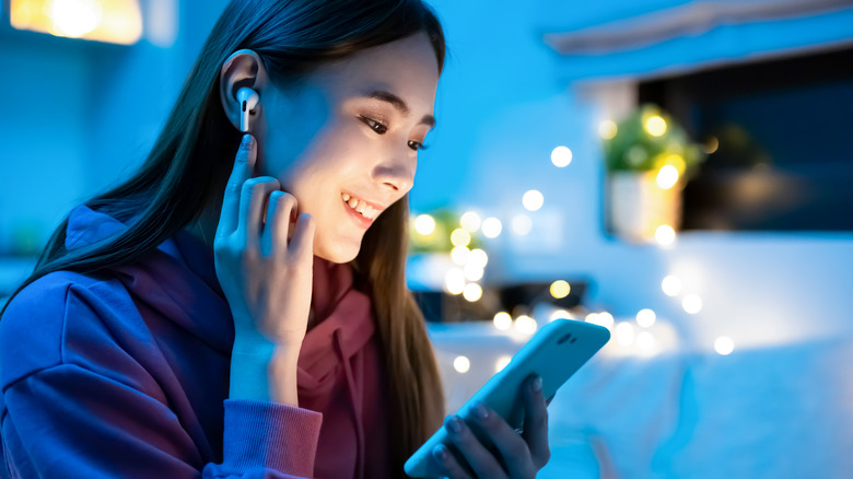 12 YouTube features you'll kick yourself for not using