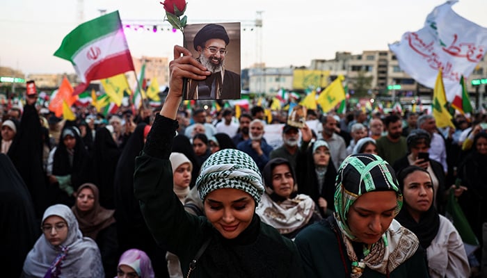 US Iran draft deal: Sanctions eased, Hormuz reopenedPublished on: June ...