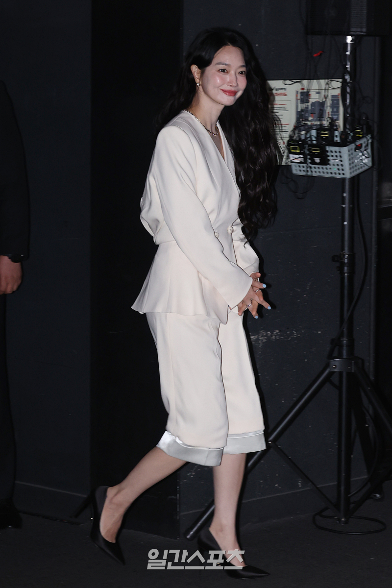 [포토] 신민아, 사랑스러움이 뚝뚝 흐르네