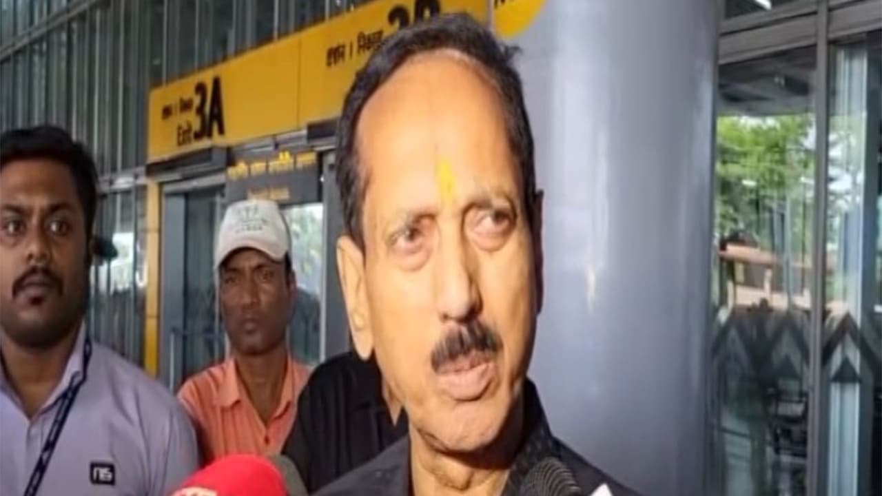 20 rebel TMC MPs merge with NCPI, support NDA for regional growth