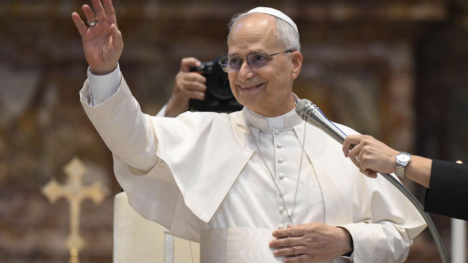 Papa León XIV: "Hay dimensiones institucionales, pero ese no es el corazón  de lo que debe ser la Iglesia"