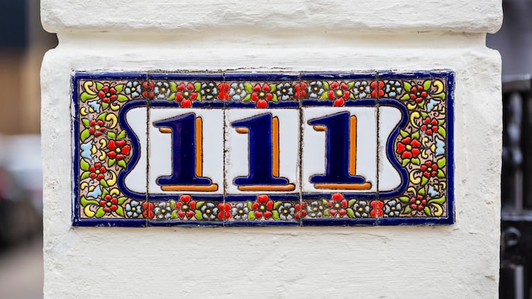 A guide to decoding angel numbers for anyone waiting for a sign from ...
