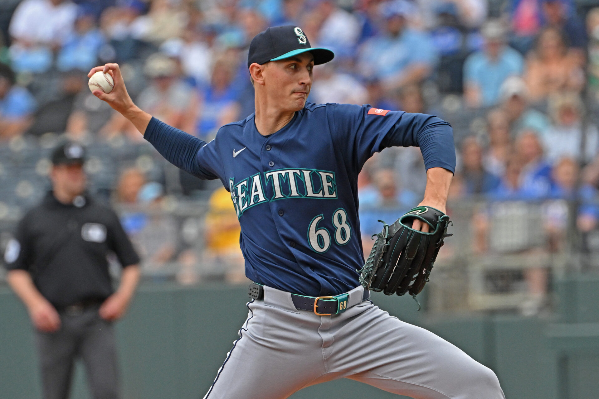 5 MLB pitchers underperforming based on their advanced metrics