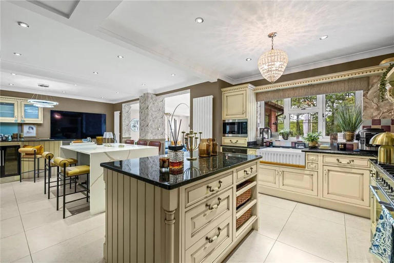Beautiful Ravenshead family home with countryside views could be yours ...