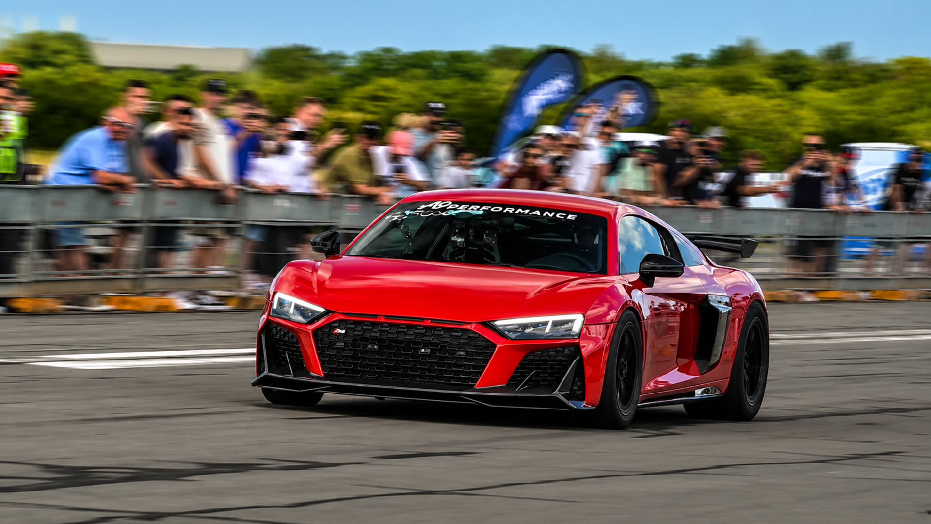 Modified Audi R8 reaches top speed within seconds on airstrip