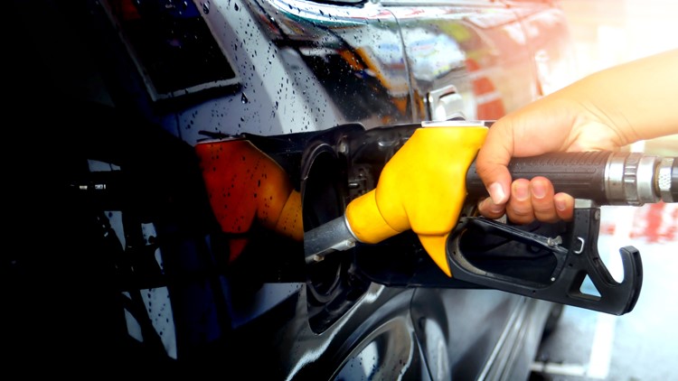 Toledo gas prices fall below $4 per gallon for first time in weeks