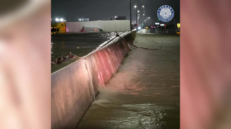 Flash flooding strands drivers on I-35 in Waco