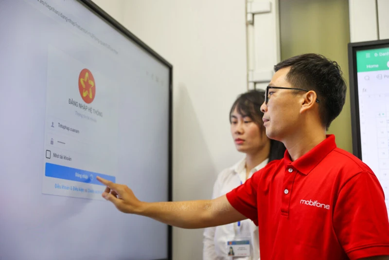 Hà Nội ban hành 3 nghị quyết thúc đẩy khoa học công nghệ, đổi mới sáng tạo và chuyển đổi số