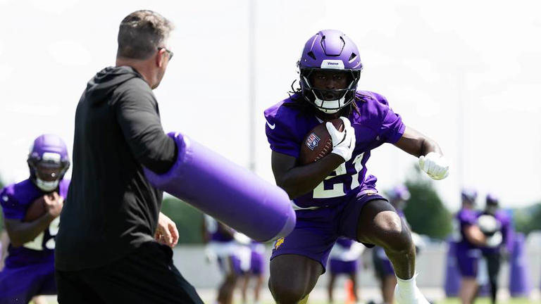 Vikings rookie running back Demond Claiborne during a June minicamp practice. | Image courtesy of the Minnesota Vikings (Alli Rusco)