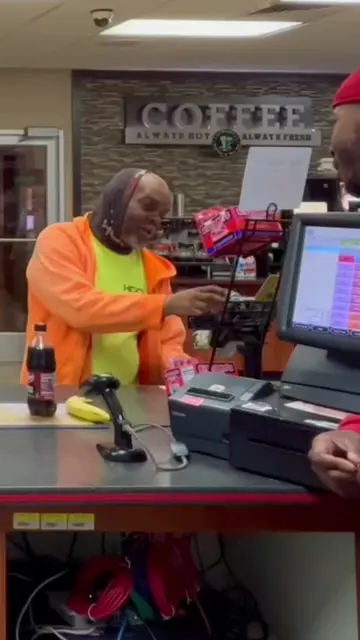 Customer debates his top 5 rappers at the checkout